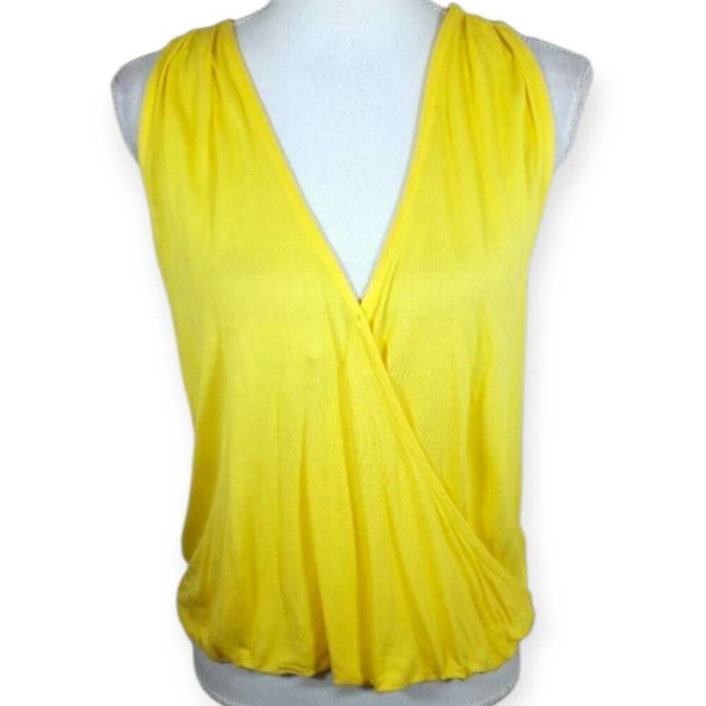 TIMING YELLOW SLEEVELESS TOP SZ.S EUC
